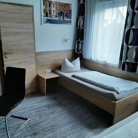 Haus Roseneck-pension Am Stadtrand