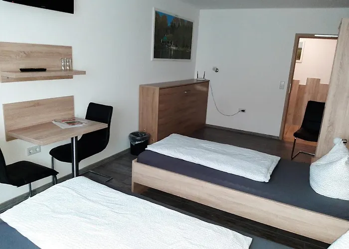 Haus Roseneck-pension Am Stadtrand