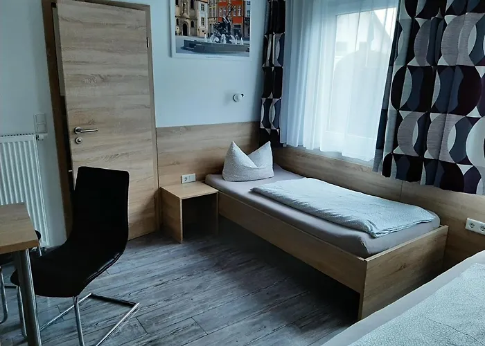 Haus Roseneck-pension Am Stadtrand